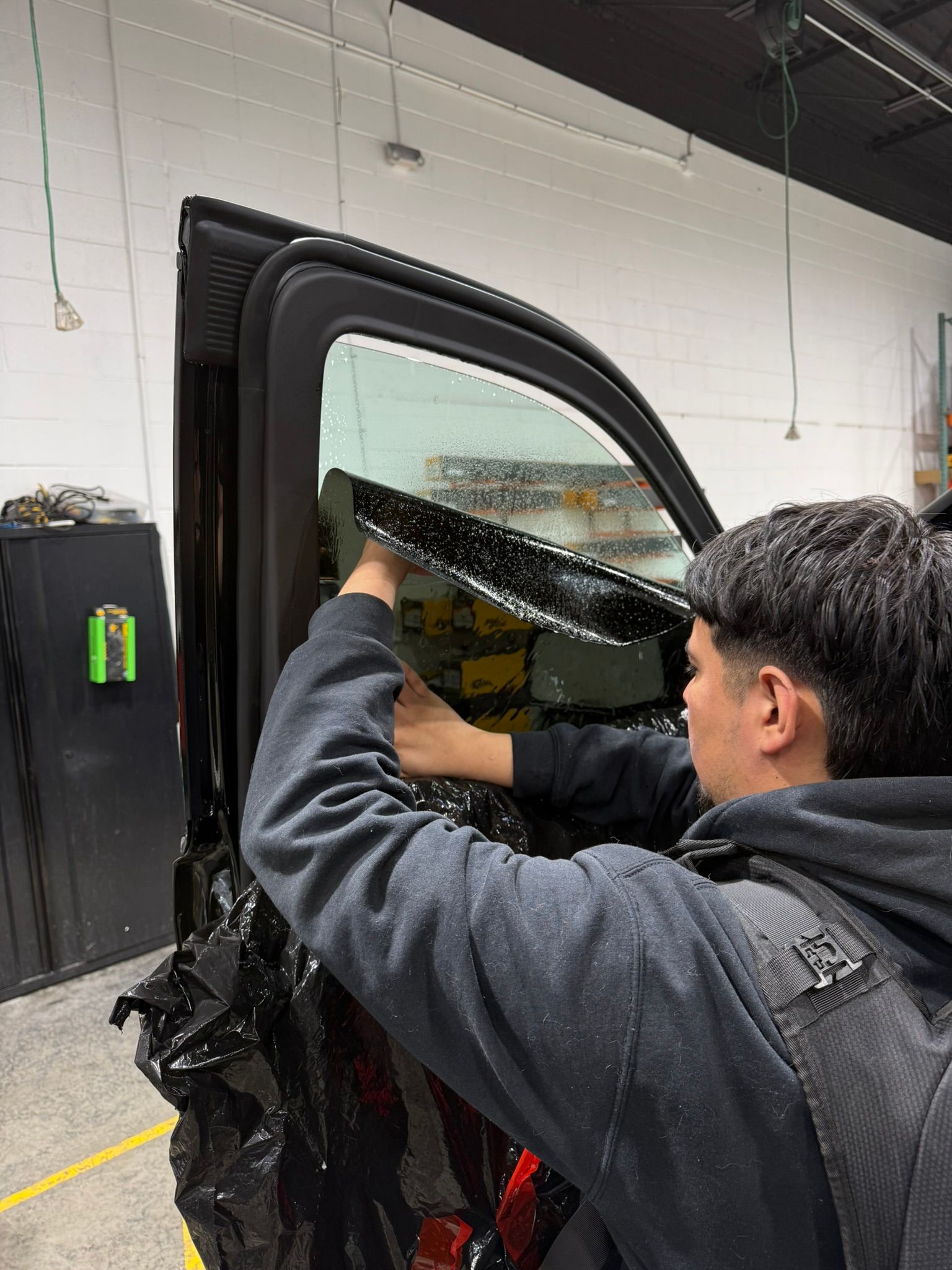 586 Tint Factory for Window Tint in Detroit & Clinton Township