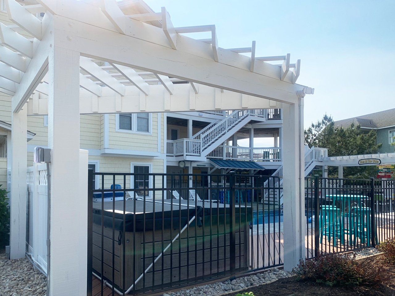 Pergola and hot tub