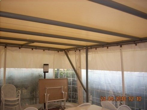 Gazebo in legno con tensostruttura