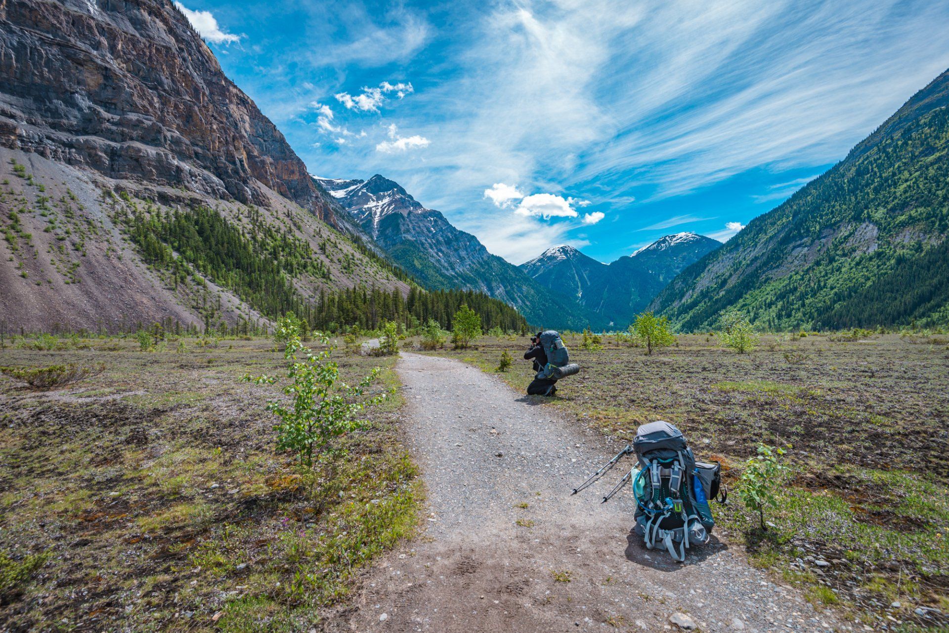 Berg lake trail, mt Robson park, BC, Canada. Turquoise lake and mountains touched with first rays of morning sun