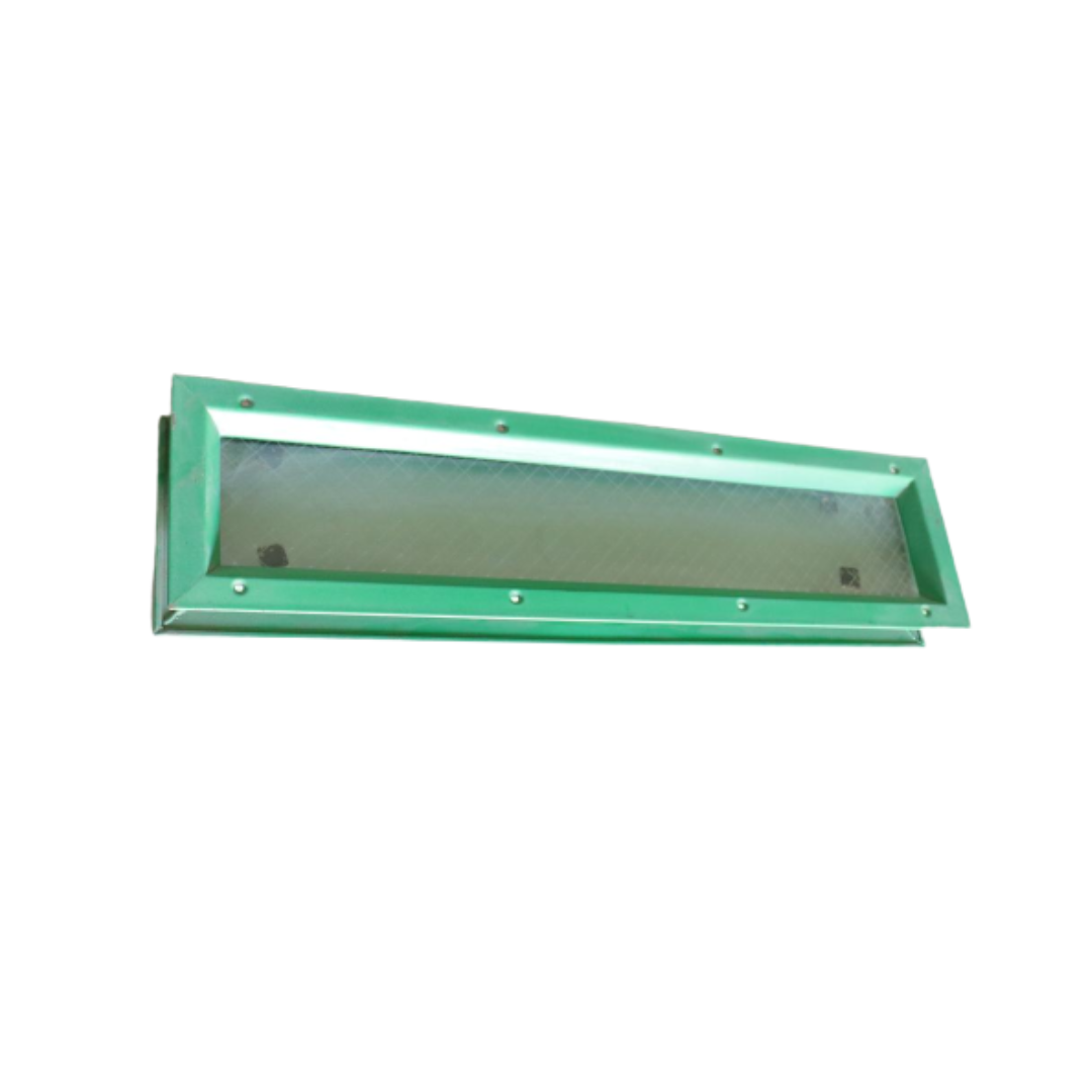 Buzón metálico verde con ventana rectangular de cristal.