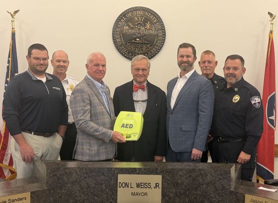 AED added to City of Dickson offices
