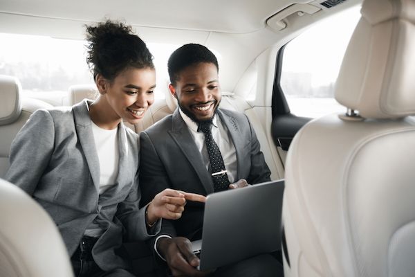 Corporate limo service Lee's Summit MO