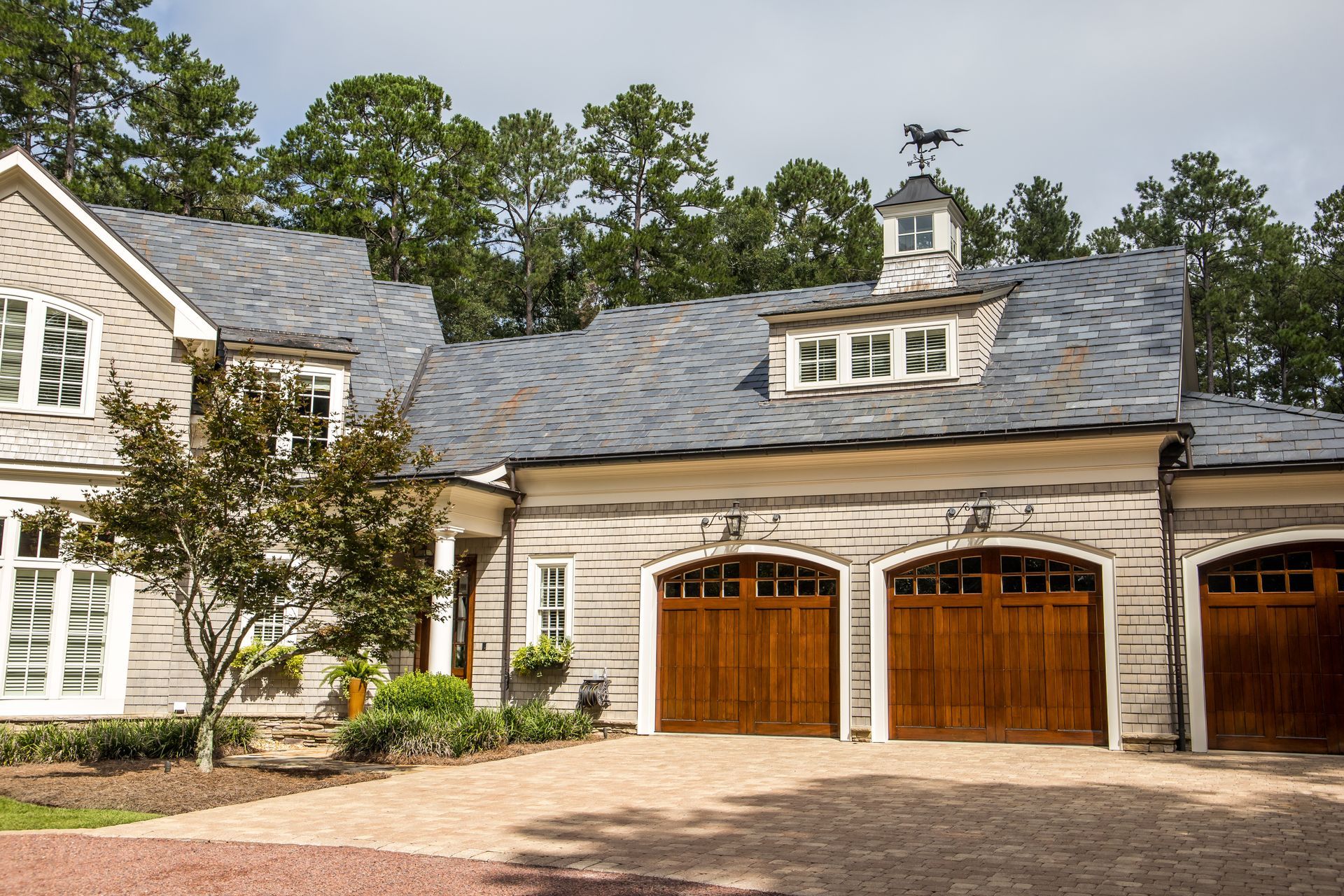 Residential Garage Doors in Dallas TX