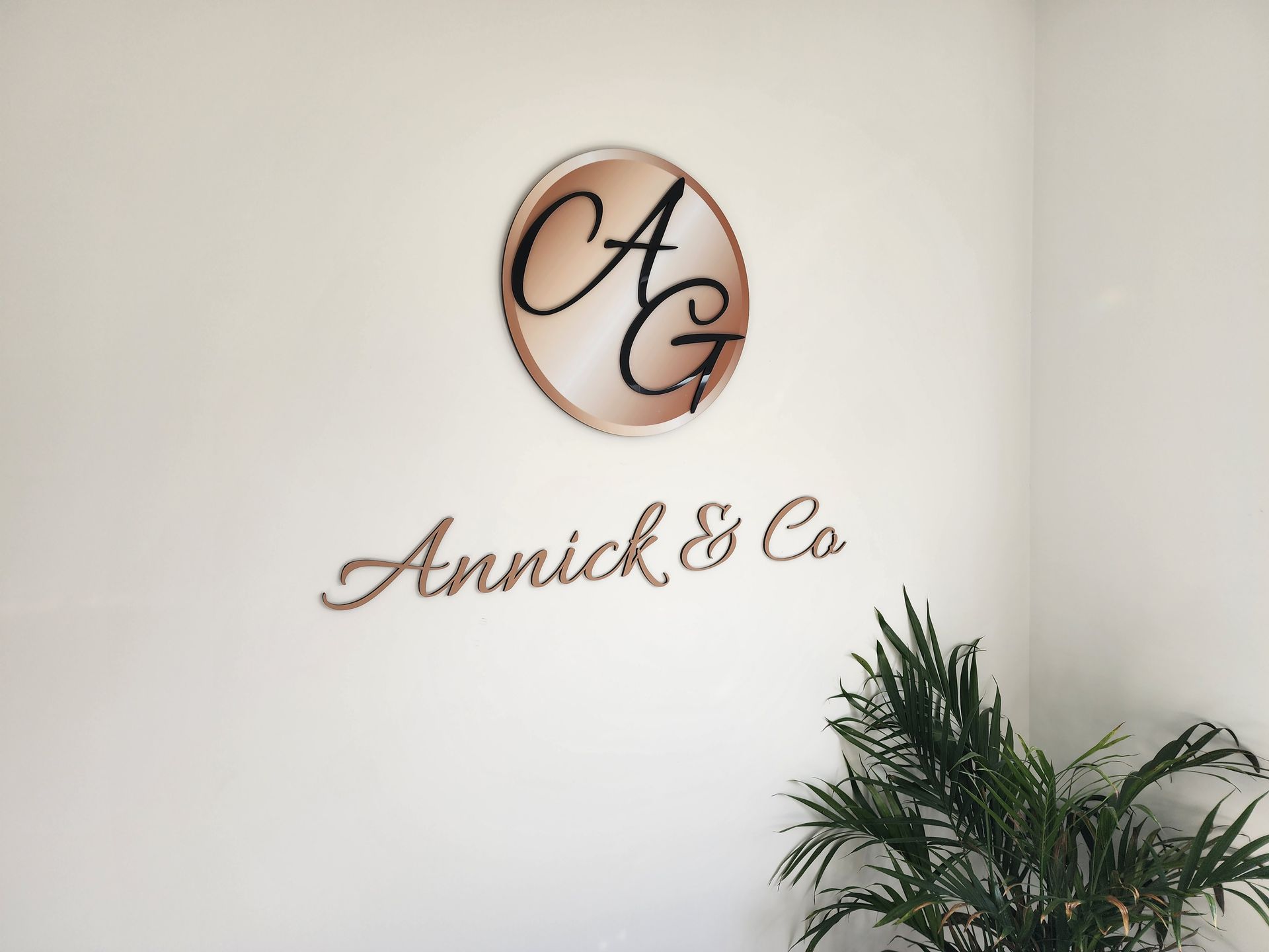 Mur avec logo