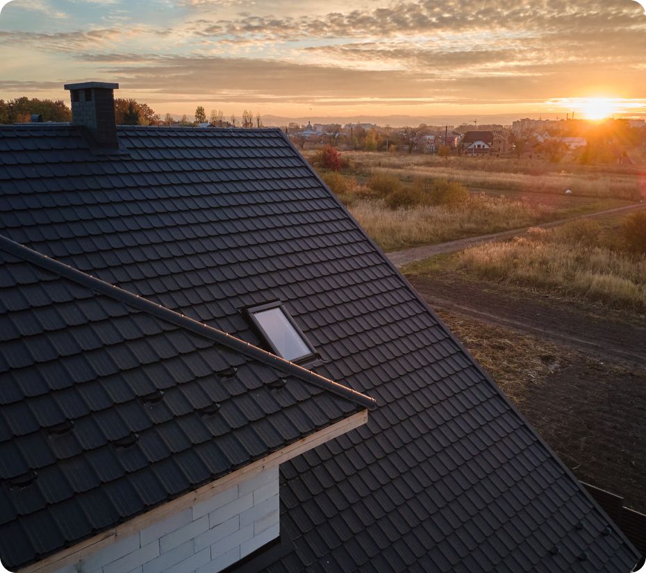 Metal roof on a home exposed to Oregon Coast weather