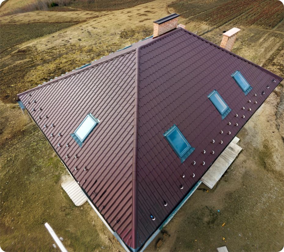 Completed metal roof on an Oregon Coast home