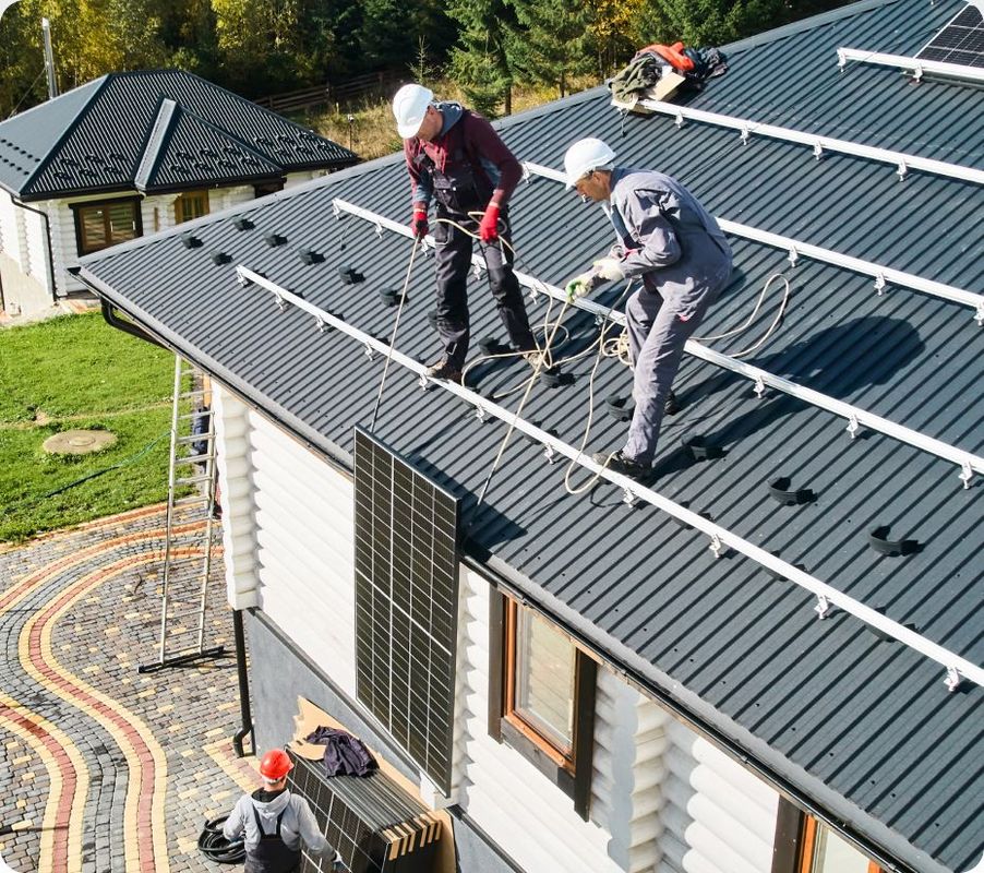 Metal roof panels installed on a Newport home