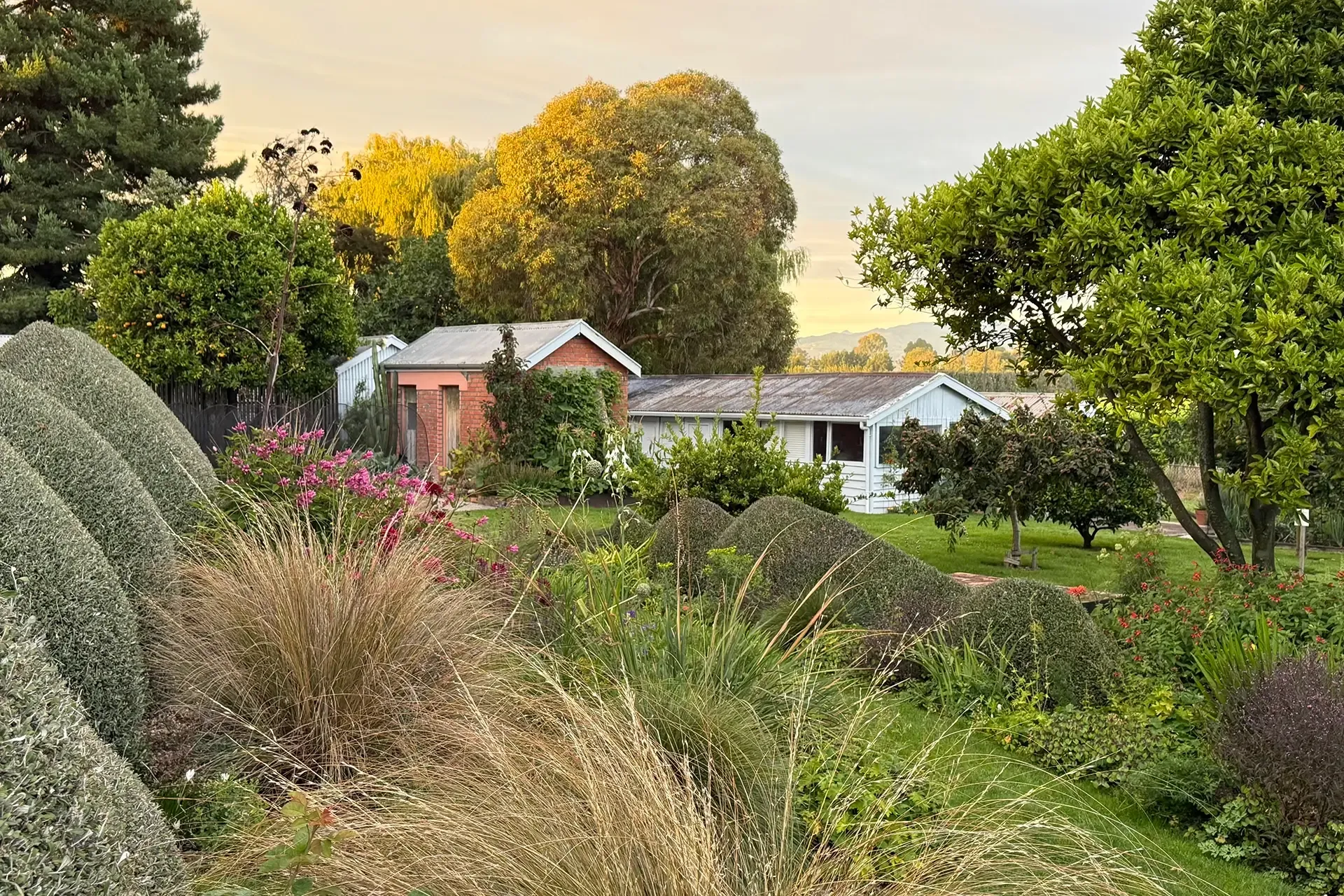 Welton House - Private Garden & Homestead Marlborough NZ