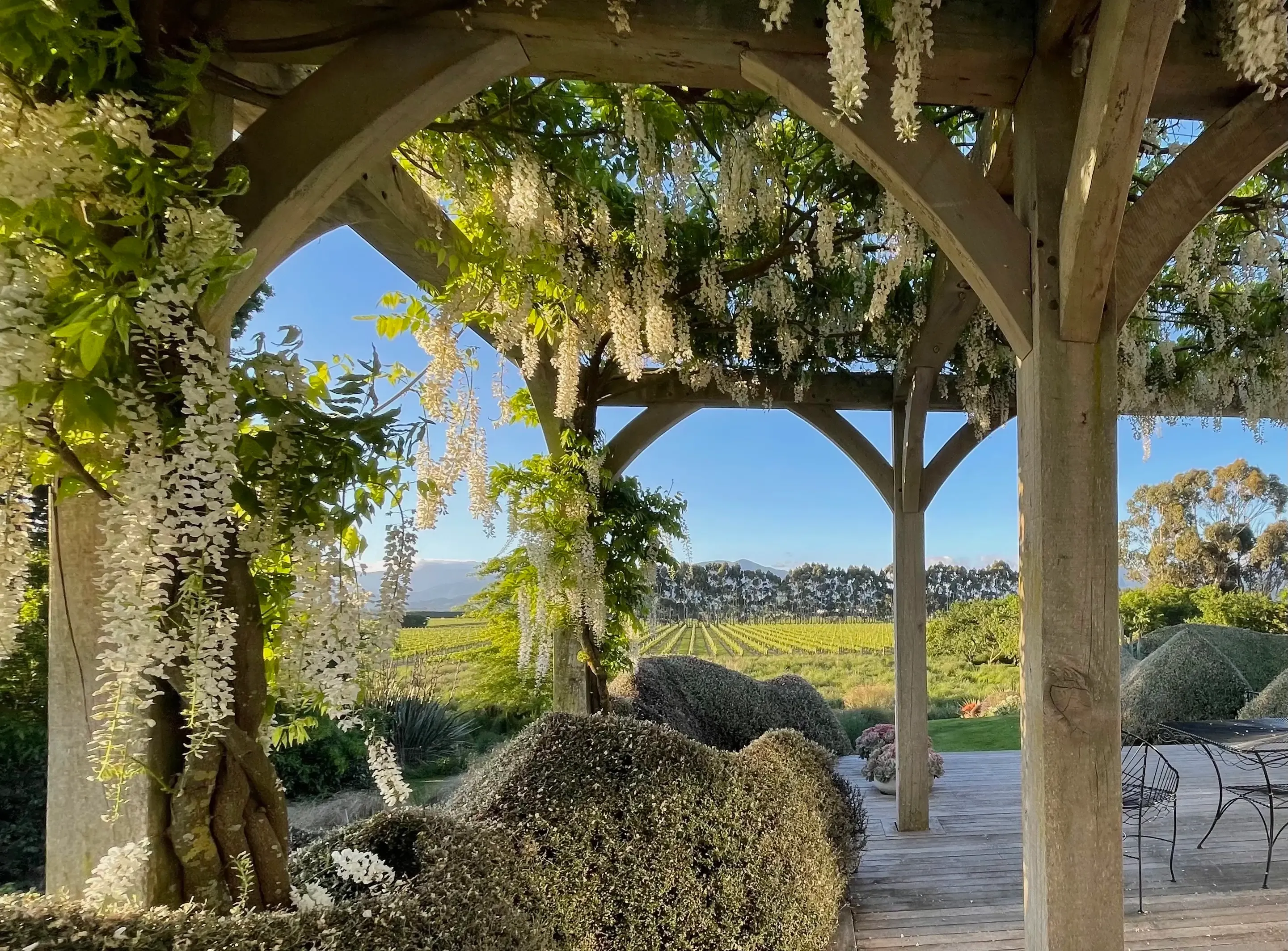 Welton House - Private Garden & Homestead Marlborough NZ