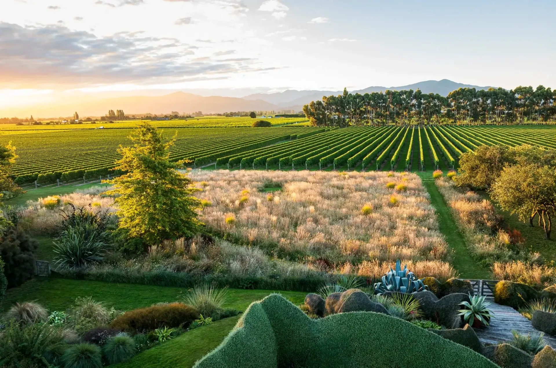 Welton House - Private Garden & Homestead Marlborough NZ