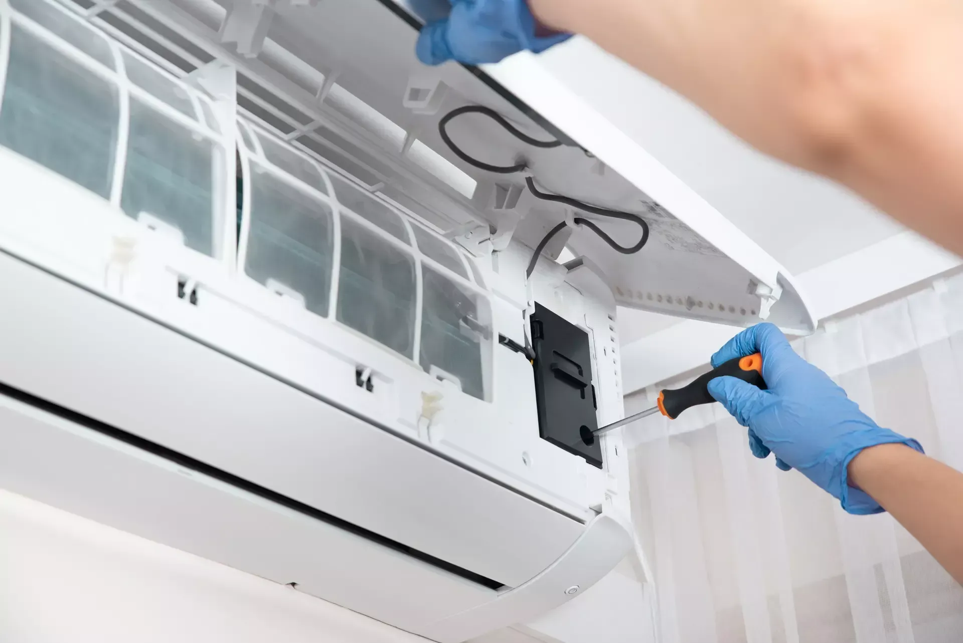 Commercial HVAC system repair in Ventura by Air Innovations