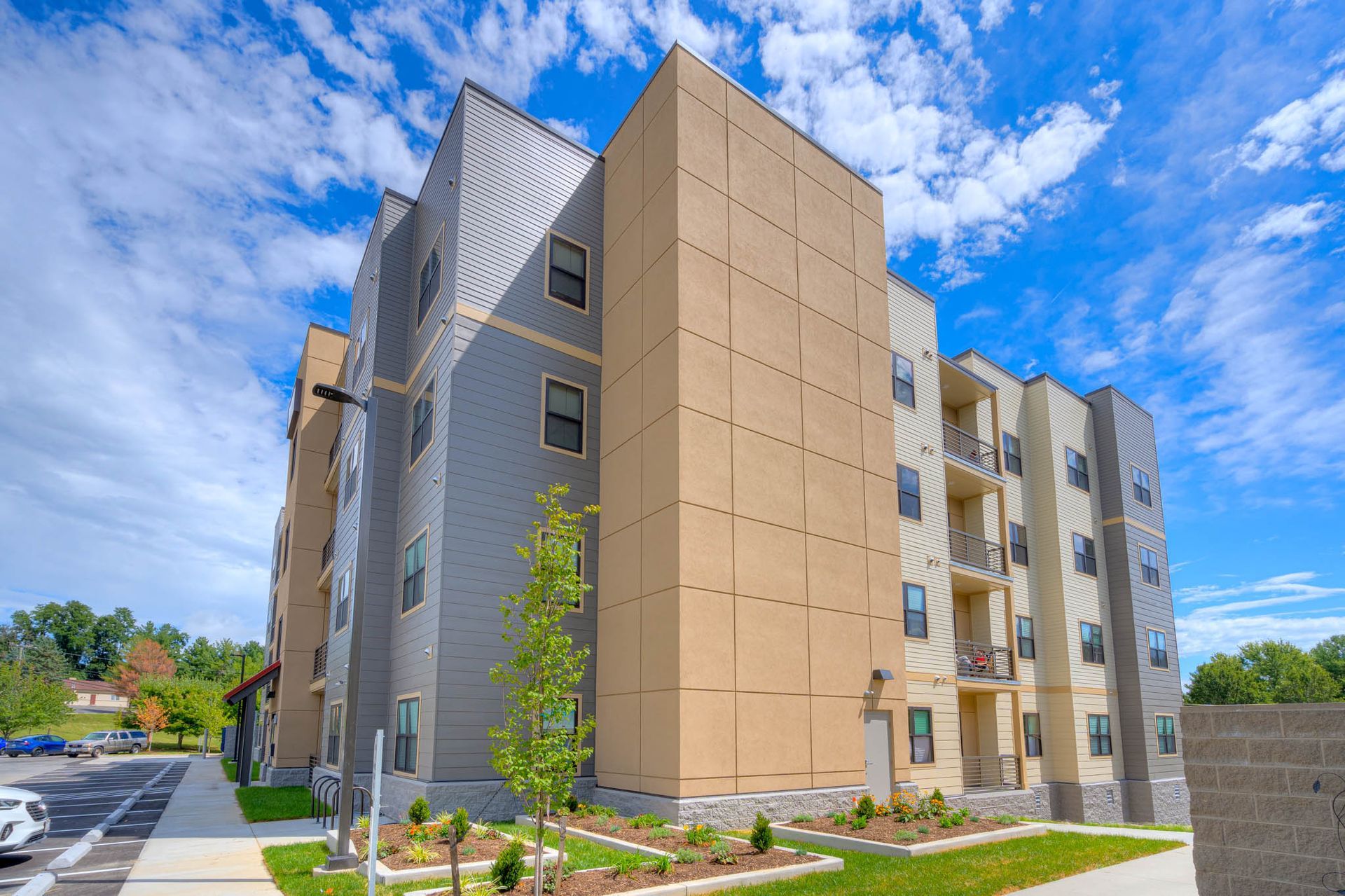 An outside shot of the Flats at Uptown apartments.