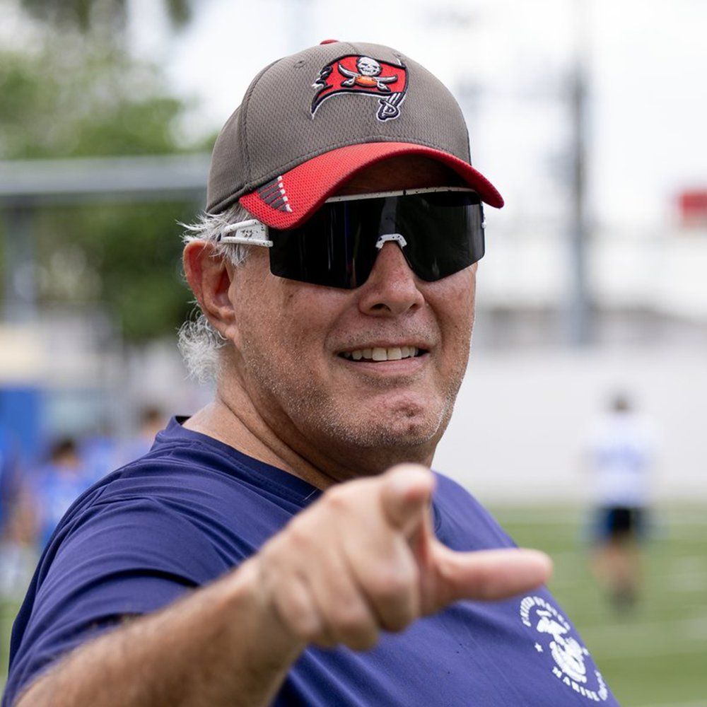 Entrenador David “Pro” Proenza