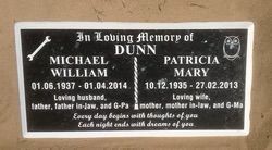 Black plaque: 