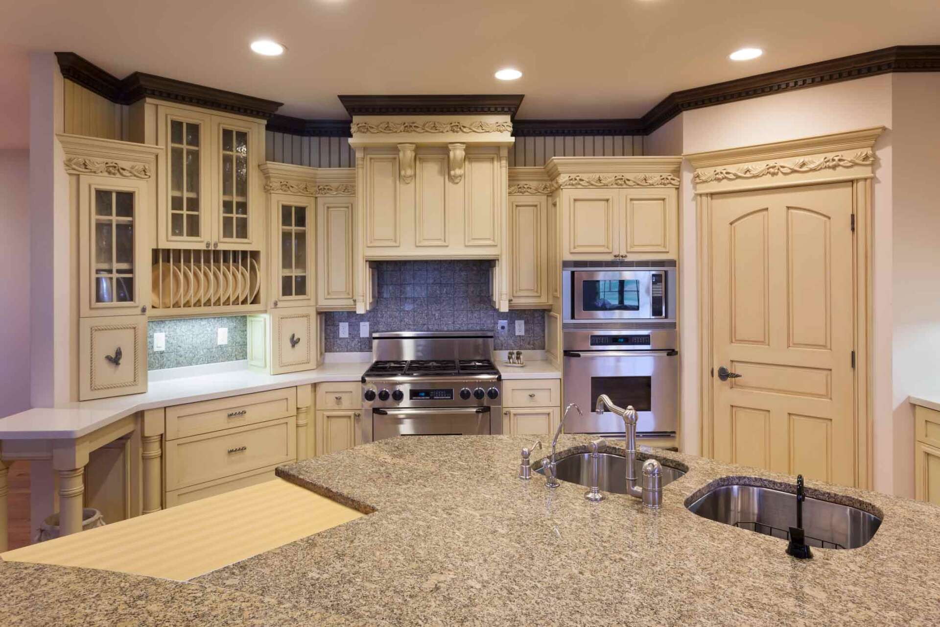 Custom Made Cabinets — Inglewood, CA — Pico Cabinets & Contracting Inc.