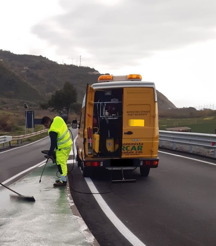 Pulizia strade post-incidente