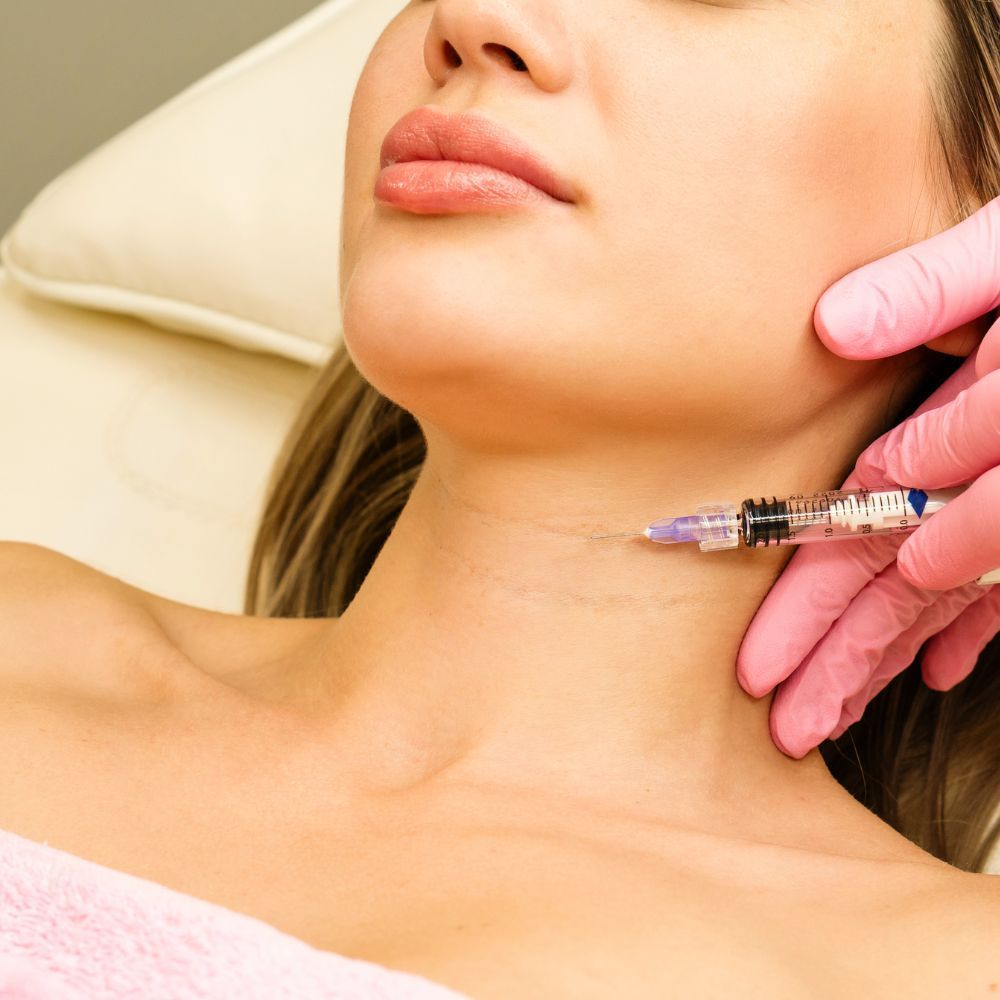 Smooth, well protected neck and chest after a course of rejuvenation treatment