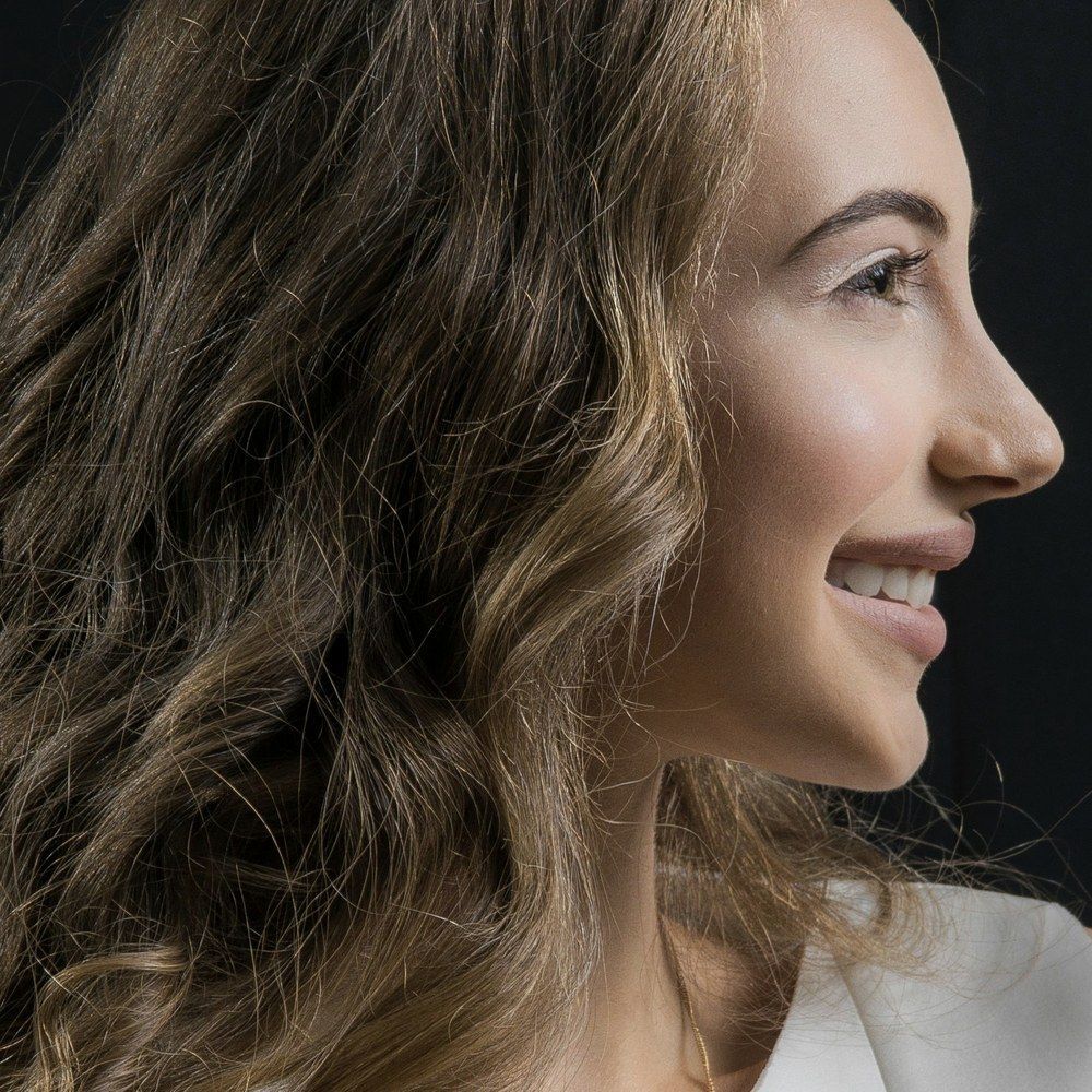 Fuller coverage at the crown following a documented scalp treatment plan