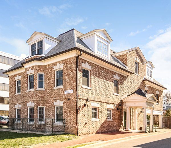727 South Forest