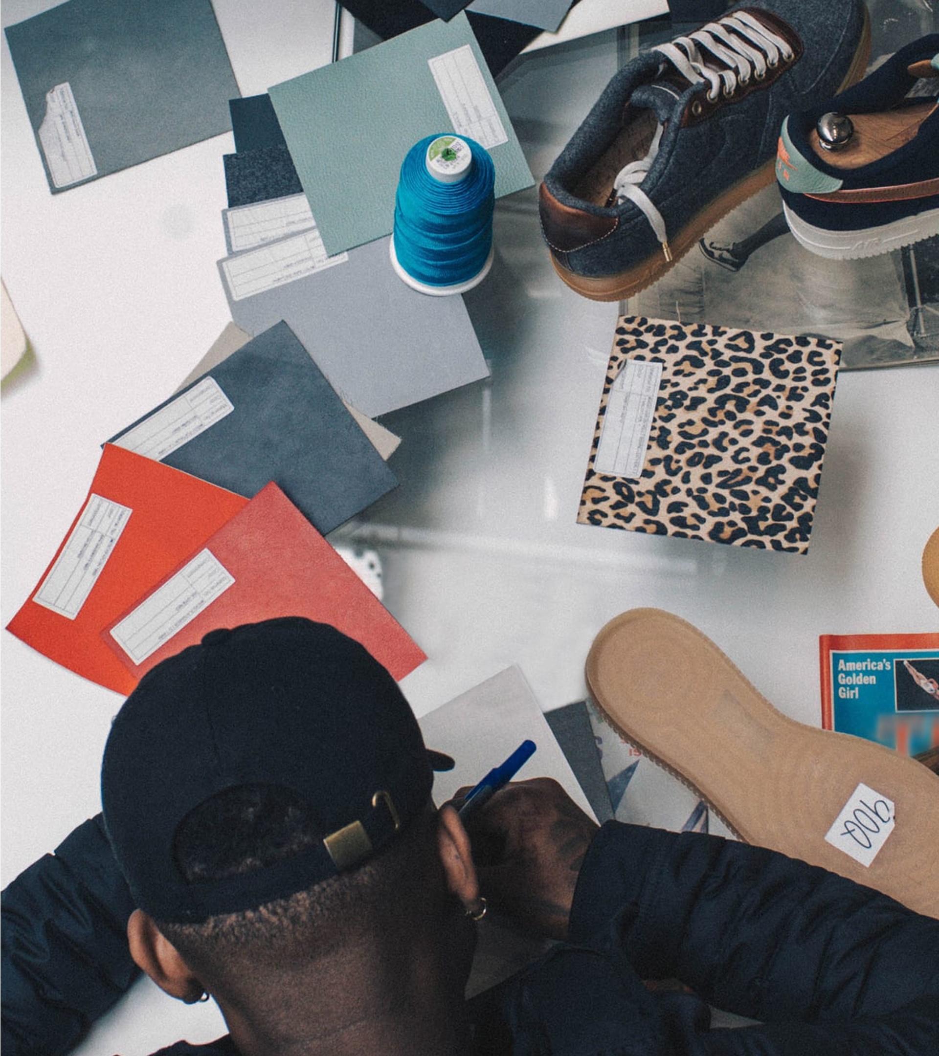 https://nike.box.com/s/jb7yfhgbo5db3yhfaaj9u97l7yy2grb2