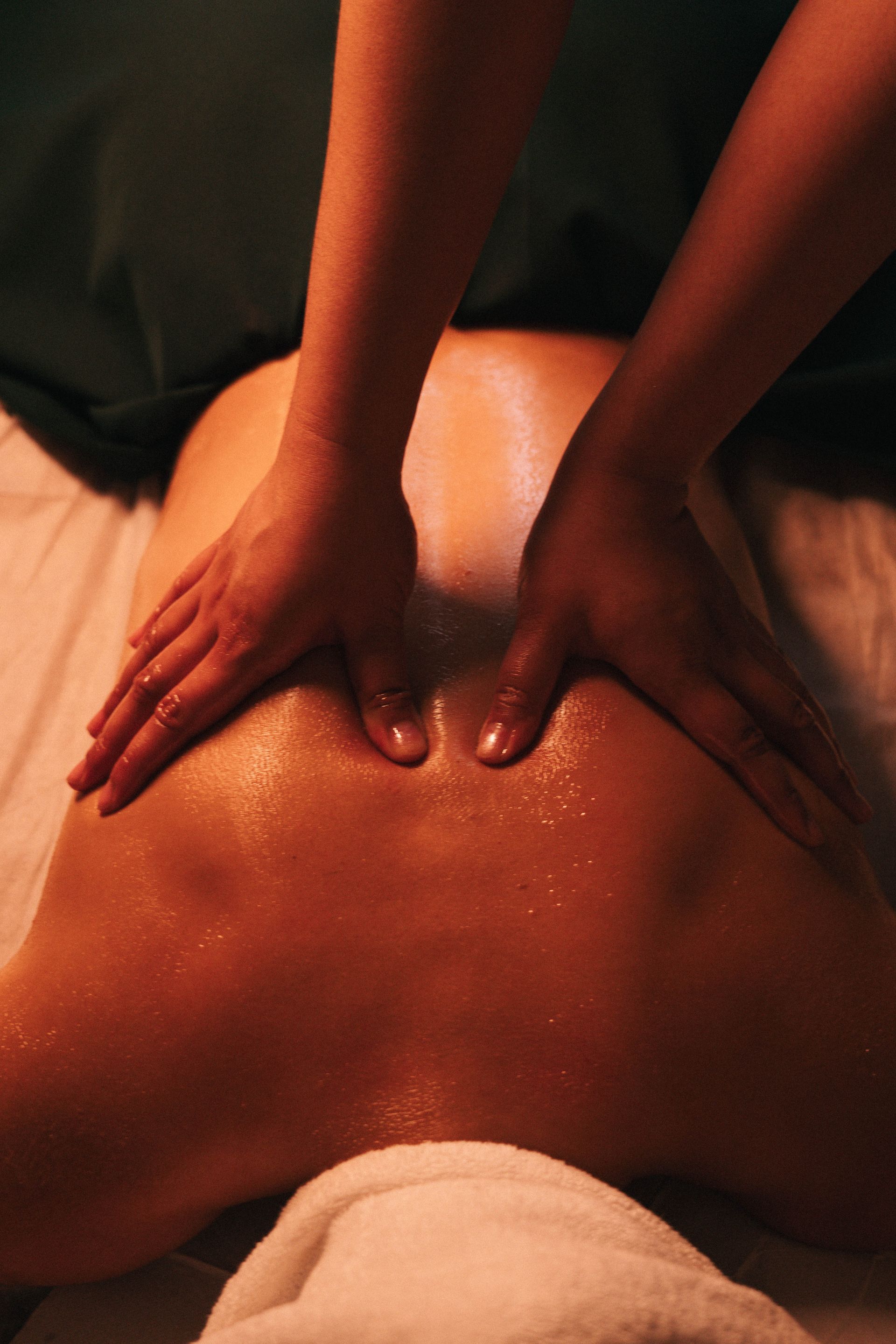 Oil Massage at Thai Delight Therapeutic Massage in Pyrmont - Darling Harbour and Potts Point - Kings Cross