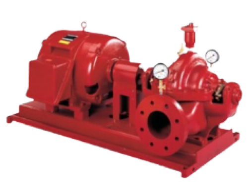 Pompe à incendie rouge avec moteur et manomètres montés sur un socle.