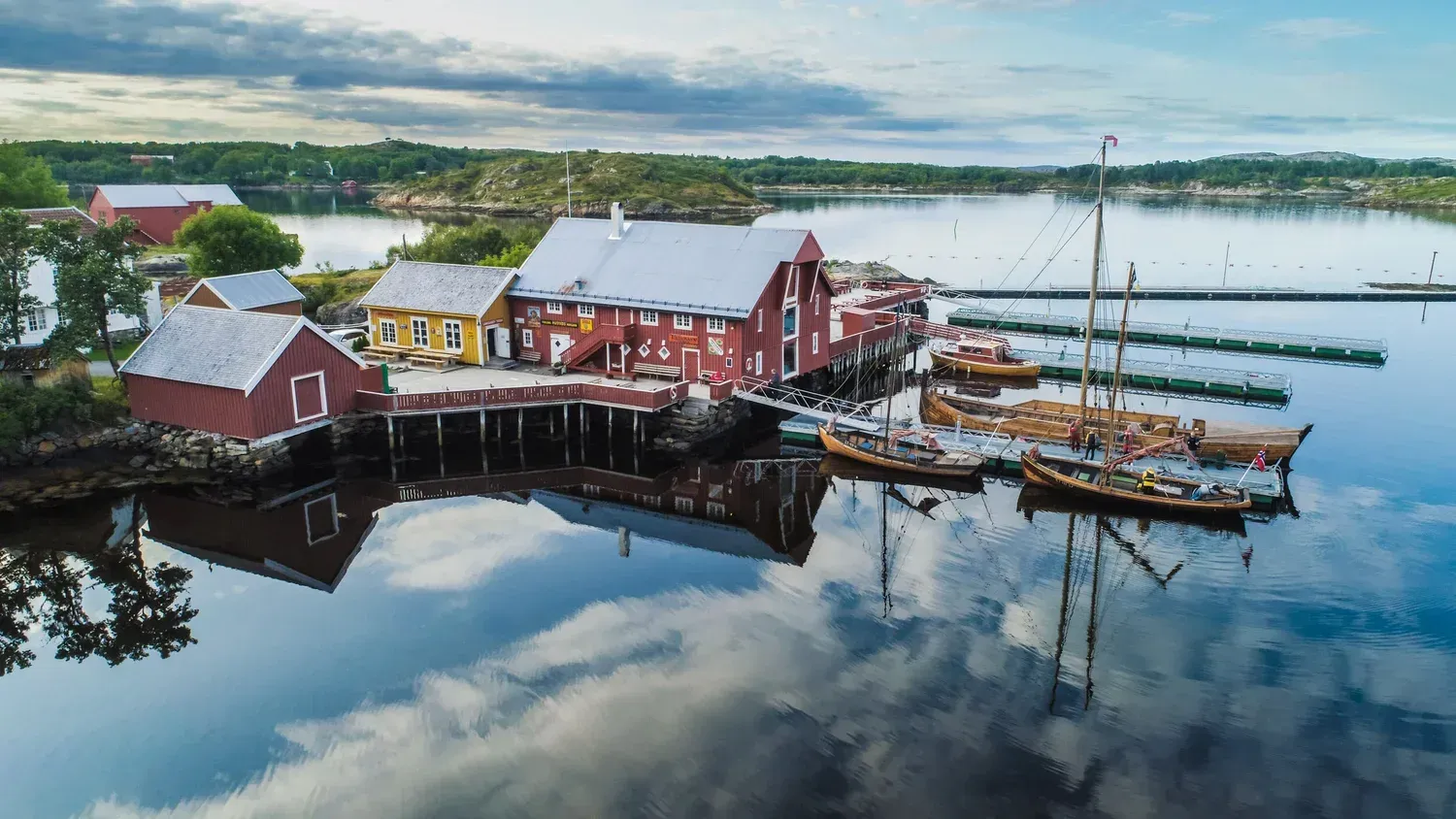 Explore Hitra