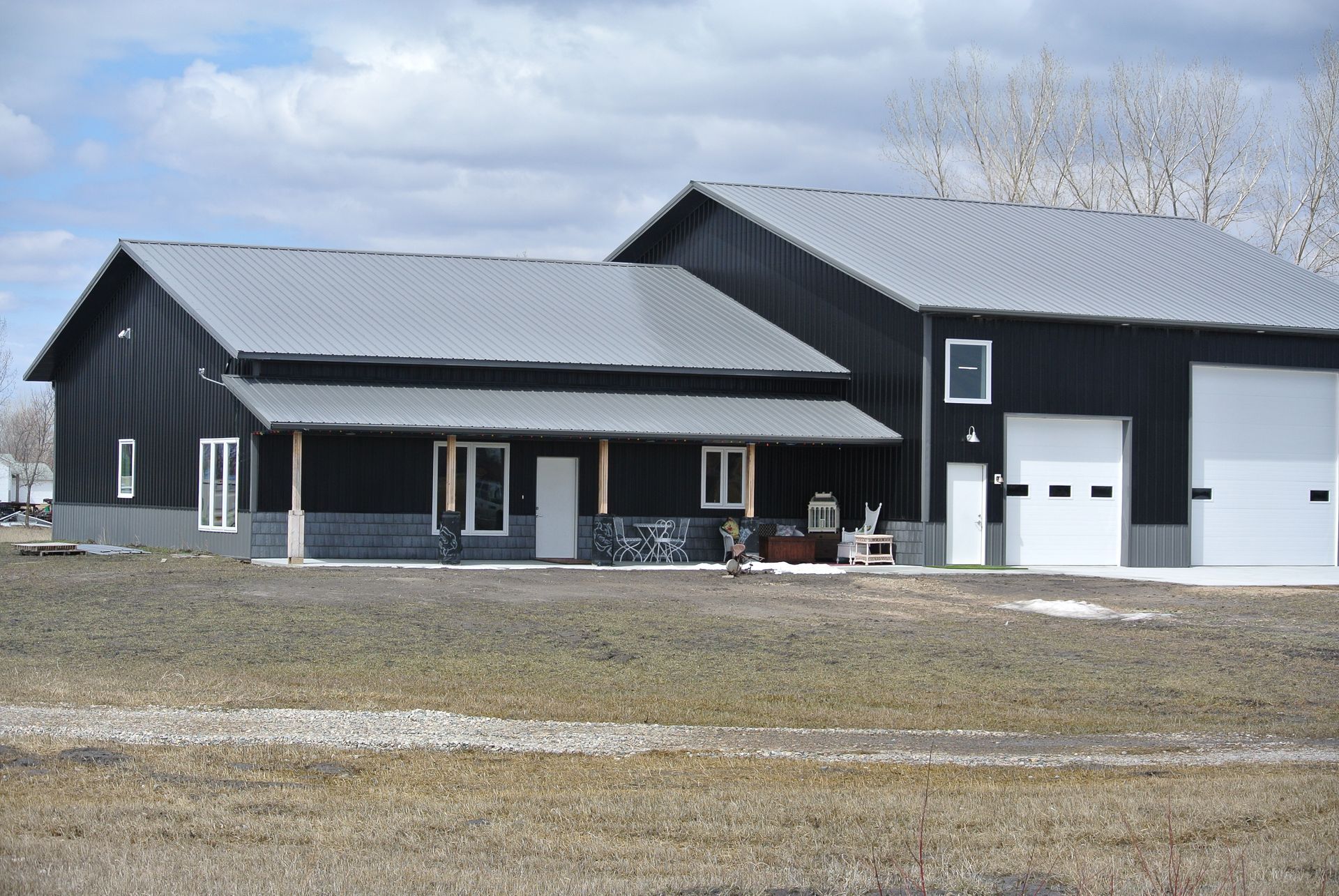 Shouse Exterior