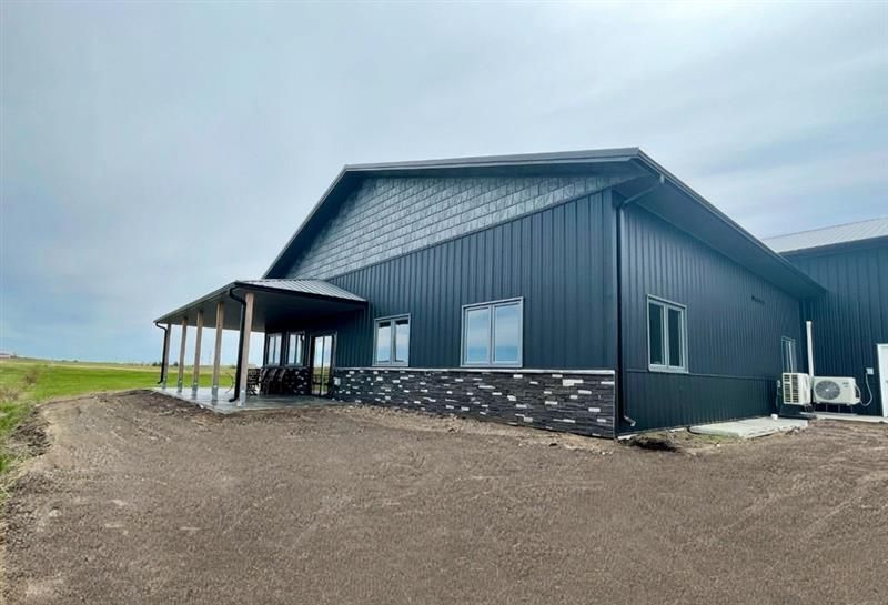 Shouse Exterior