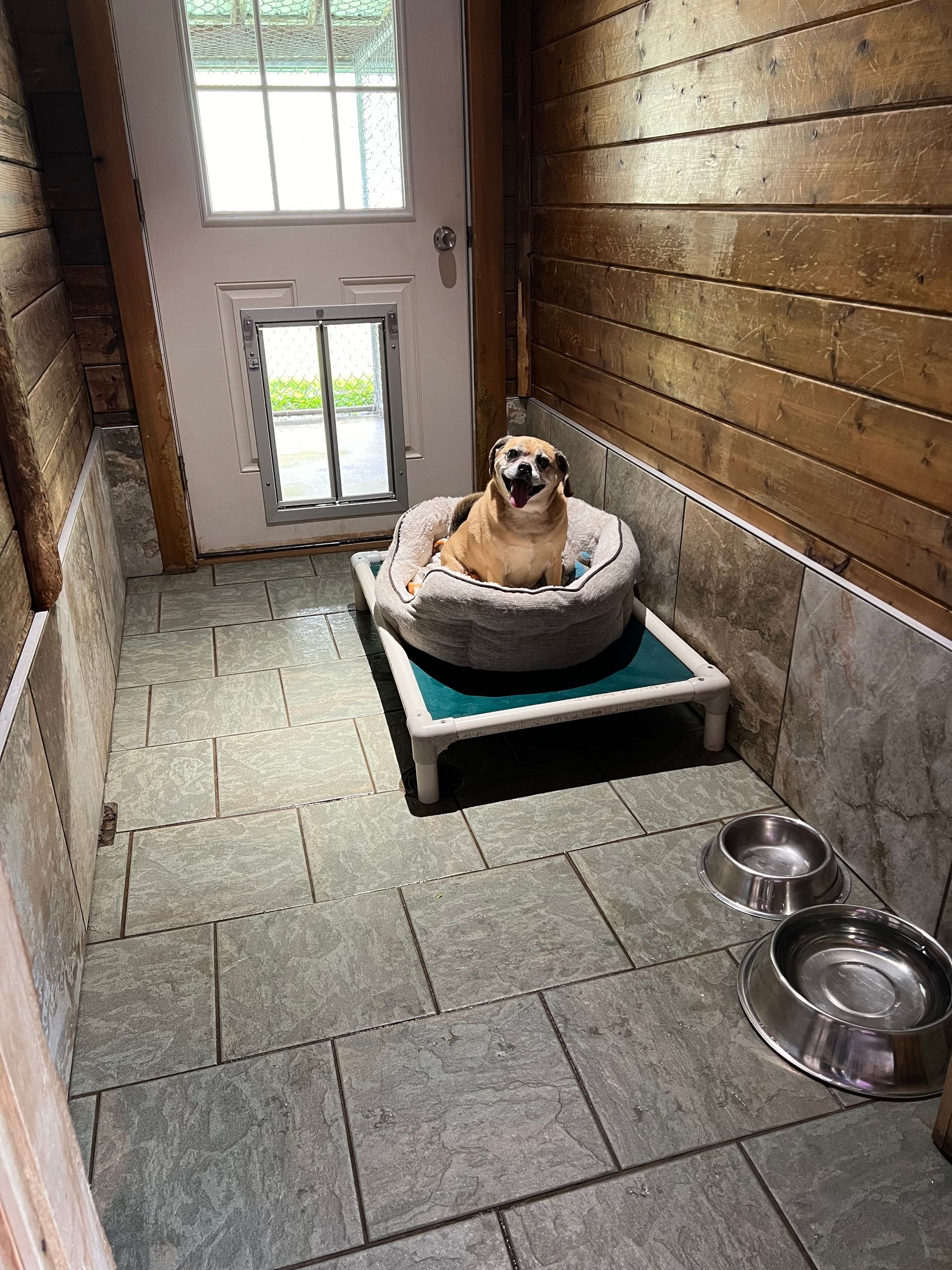 Small Luxury Suite