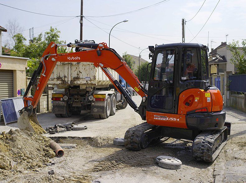 servizi noleggio di macchine movimento terra a Reggio Emilia