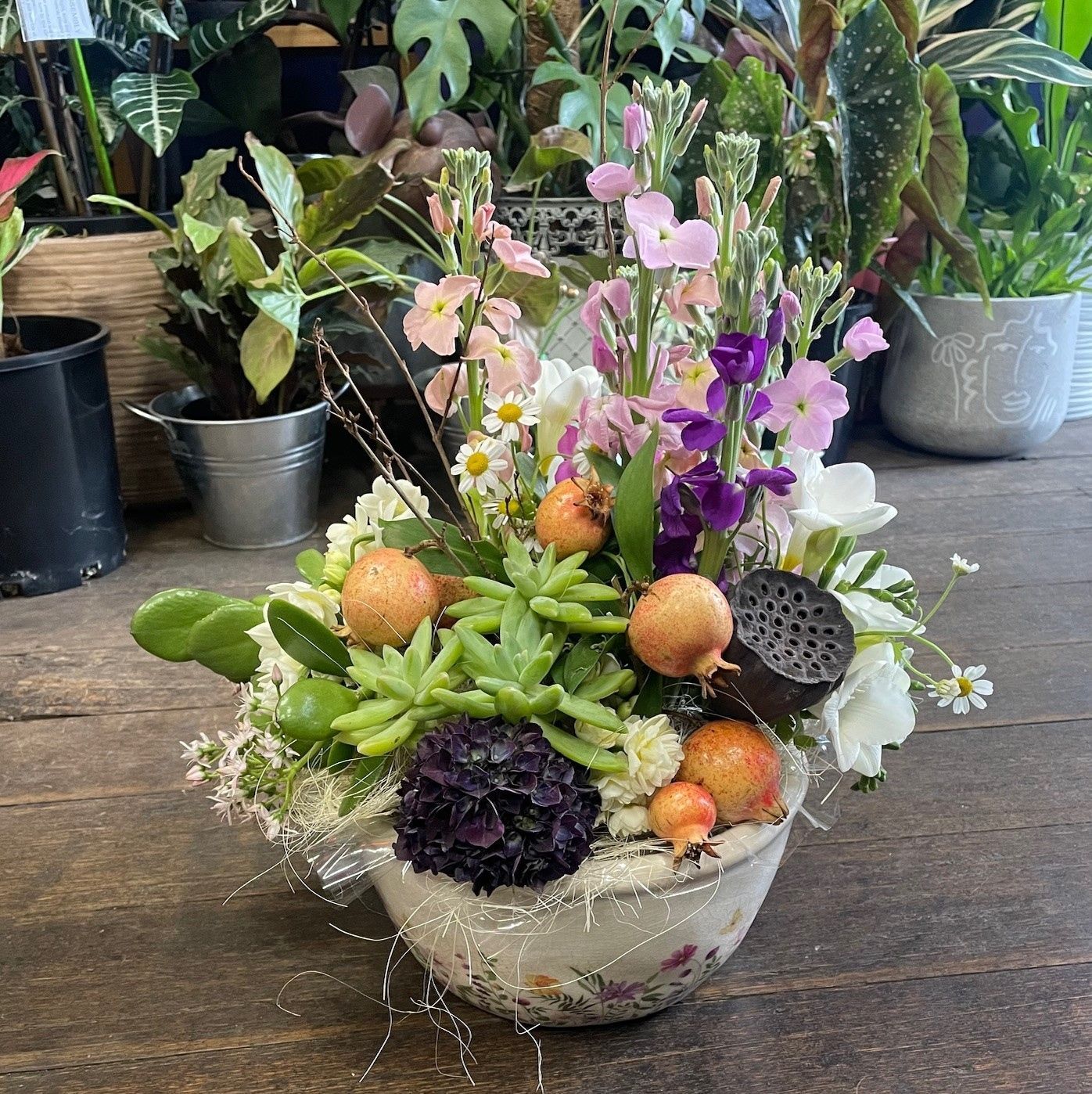 montmorency florist, fruit, flower delivery, florist eltham, florist briar hill, sympathy montmorency, funeral flowers eltham, funeral flowers 