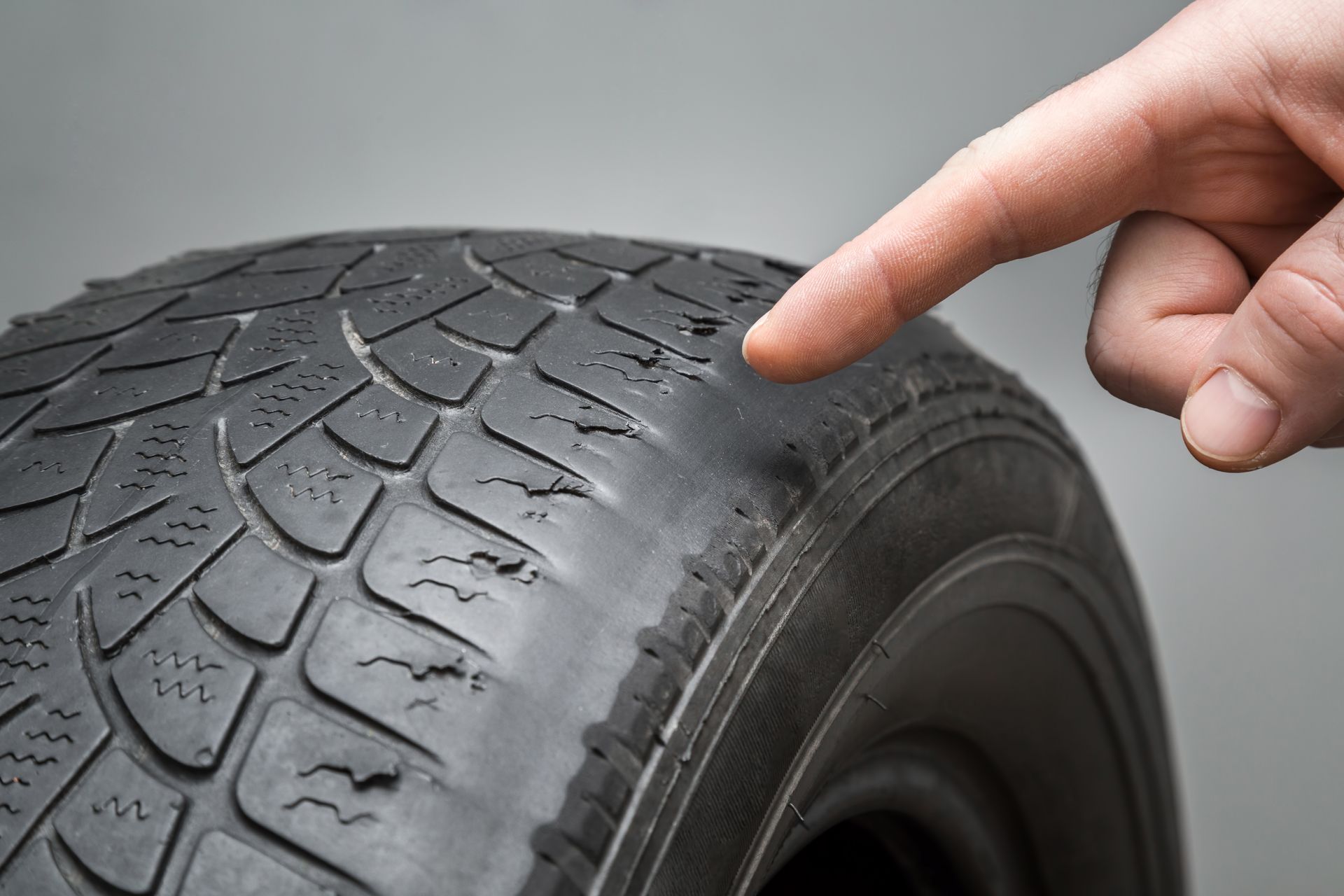 What Causes Uneven Tire Wear on Your Car? | Zee's Alignment & Autocare