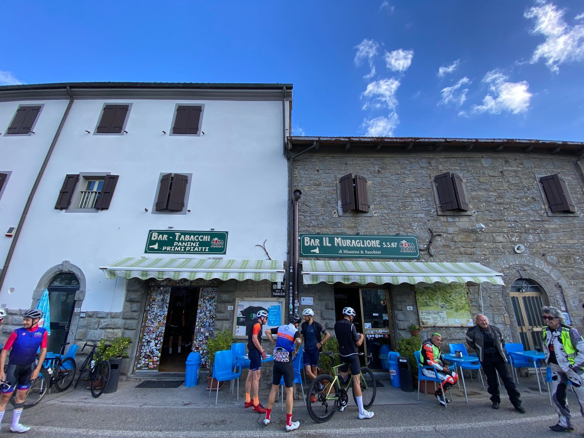 esterno bar il muraglione
