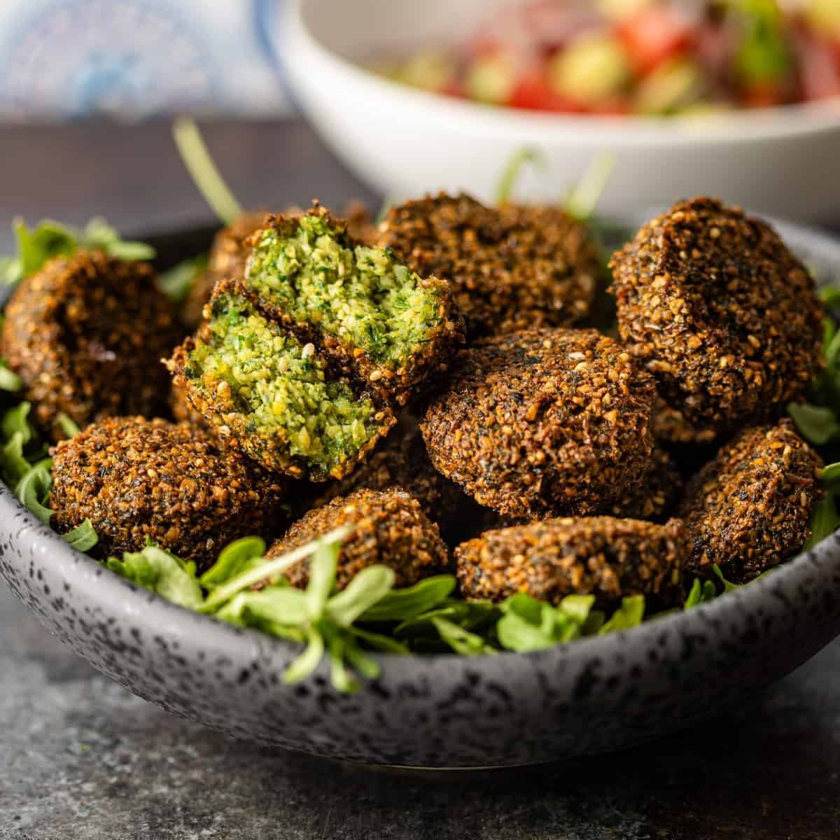 Falafel (Ta’meya) Experience – Egyptian Street Food Delight by Emo Tours Sweden.