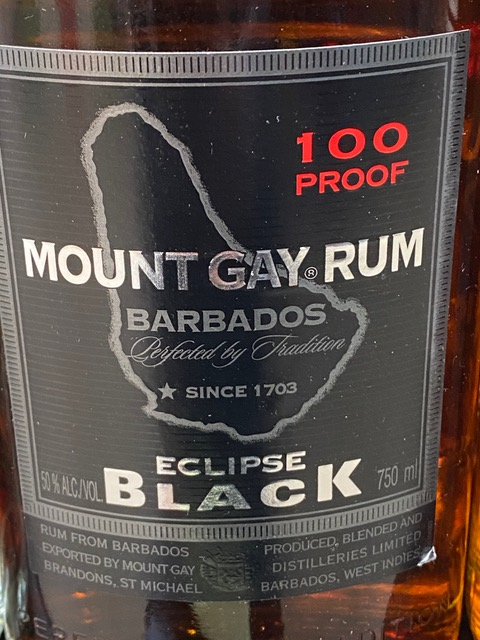black mount gay rum bottle