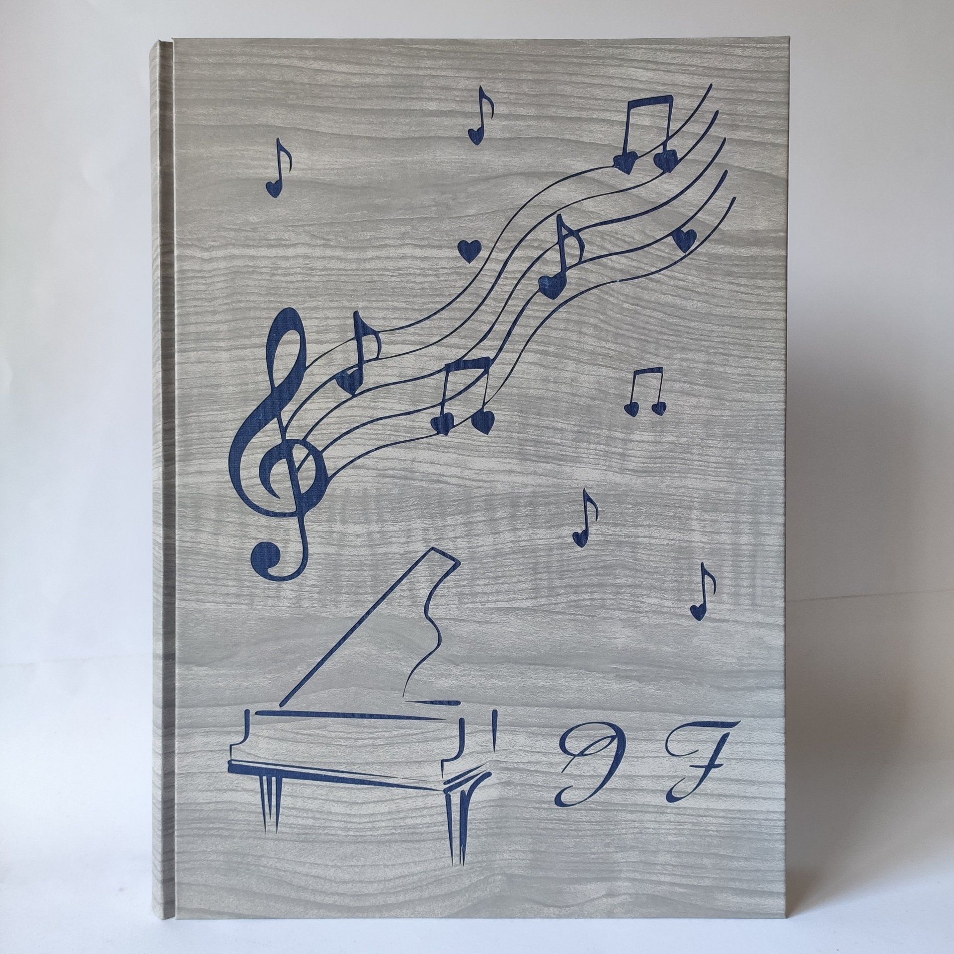 legnoegrafite legno e grafite album fotografico iniziali piano pianoforte note musica spartito