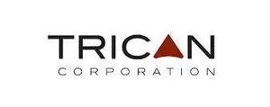Logo de Tricon Corporation, texte noir avec un triangle rouge au milieu de « CAN », en dessous on peut lire « CORPORATION ».