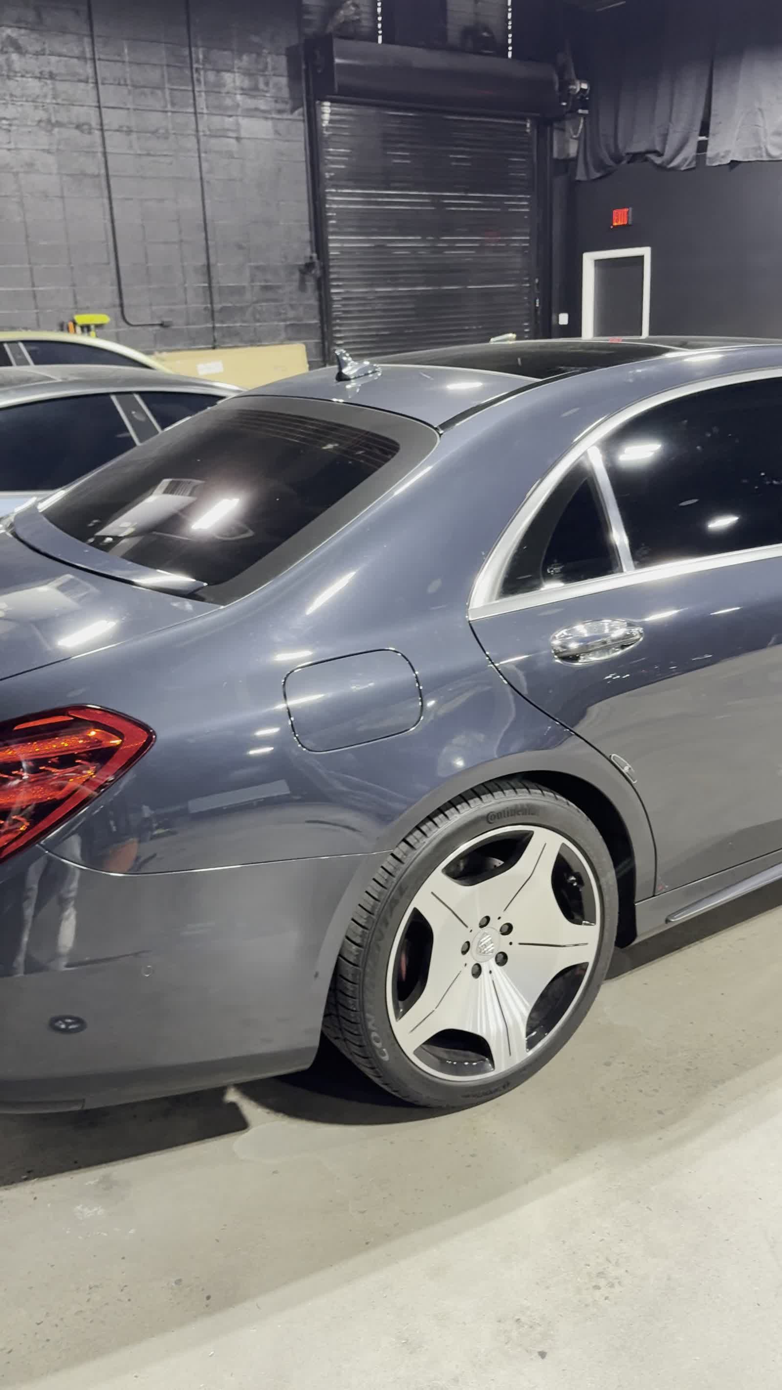 Rear quarter of the S-Class before wrap