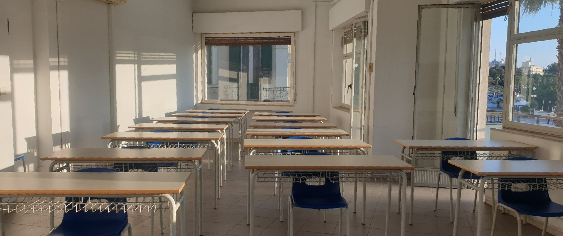 banchi in aula