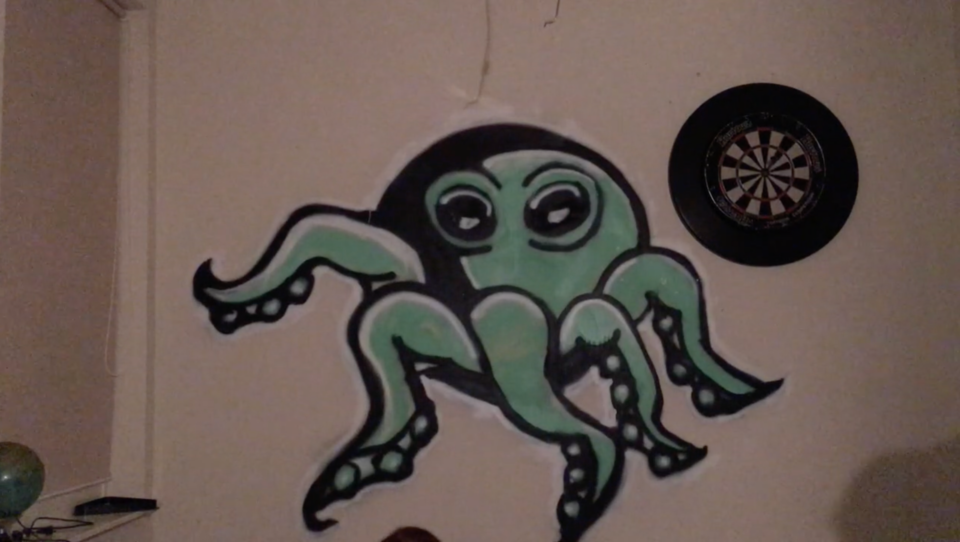 octopus graffiti