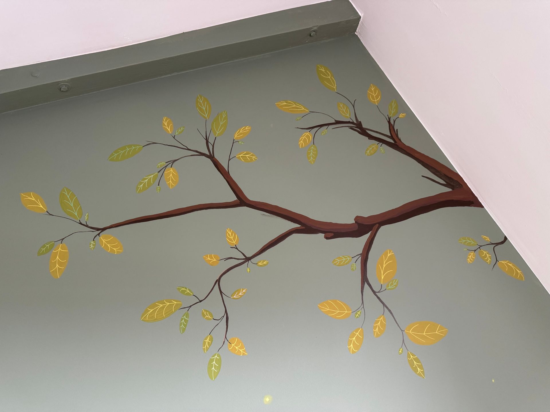 olifantjes muurschildering kinderkamer boom
