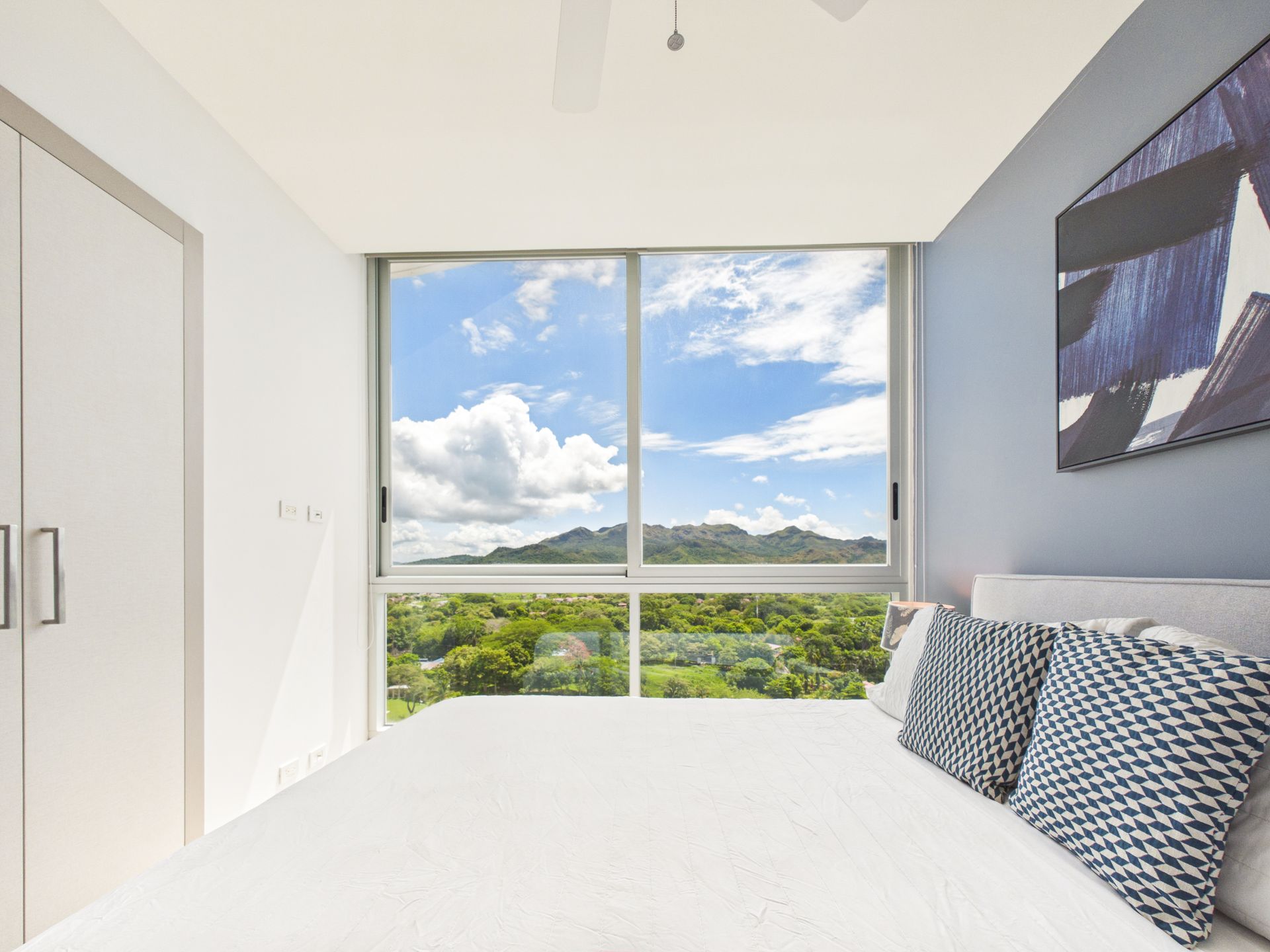Área de comedor en apartamento de Royal Palm, Playa Gorgona