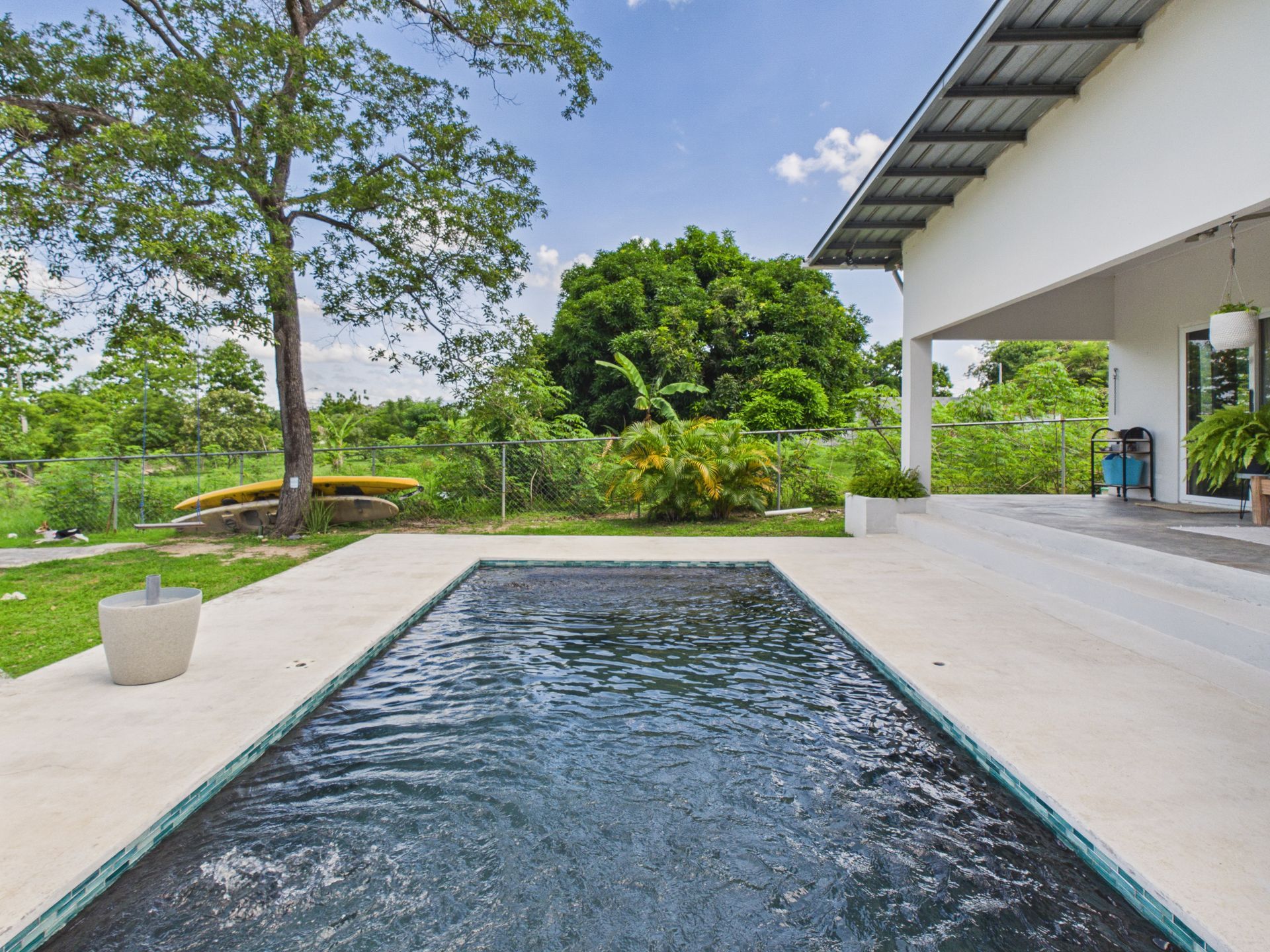 San José | San Carlos | Relocation Panamá Vista aérea de piscina y jardín en casa de San José, San Carlos