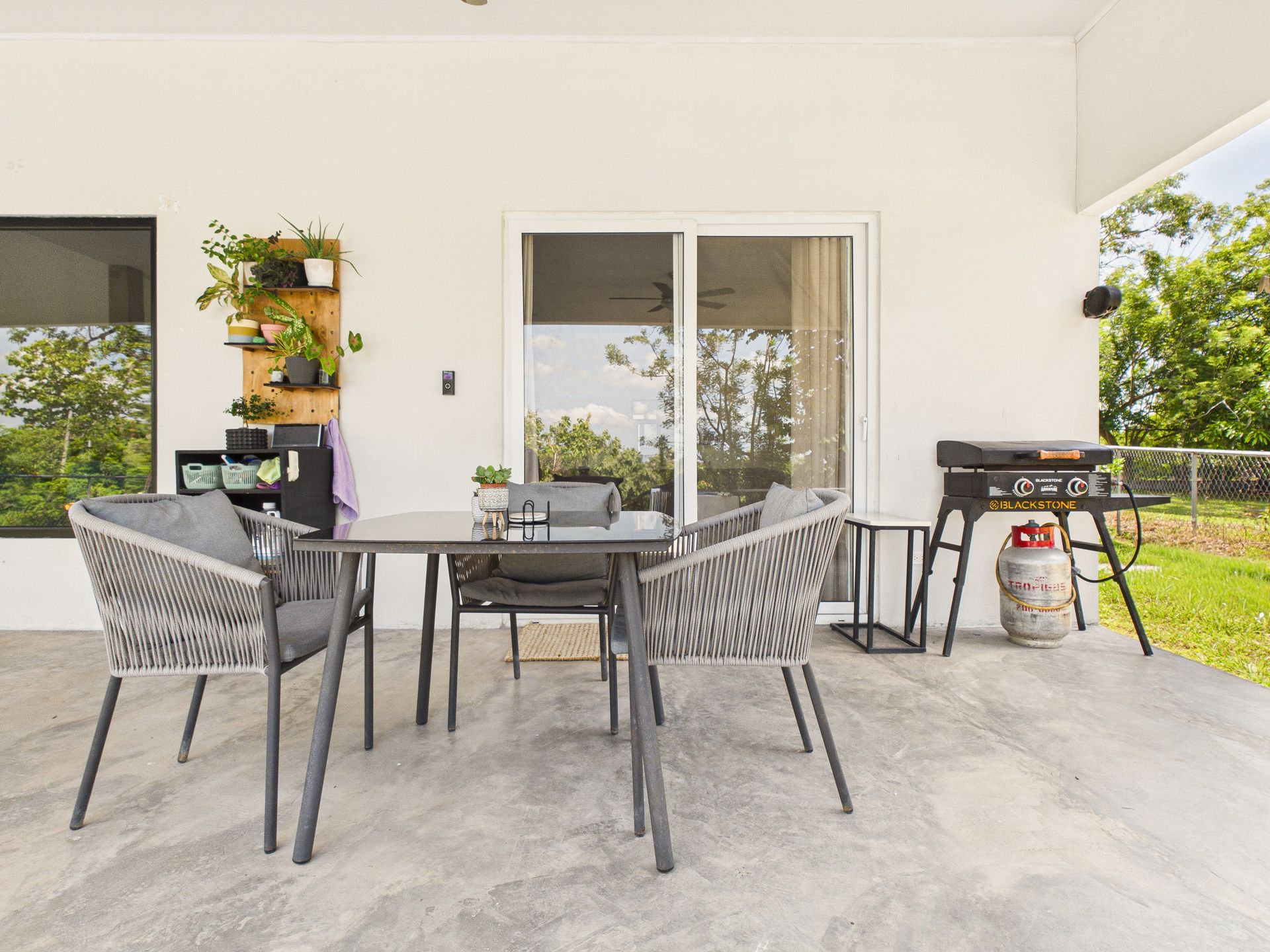 San José | San Carlos | Relocation Panamá Patio exterior con área de comedor en casa de San José, San Carlos