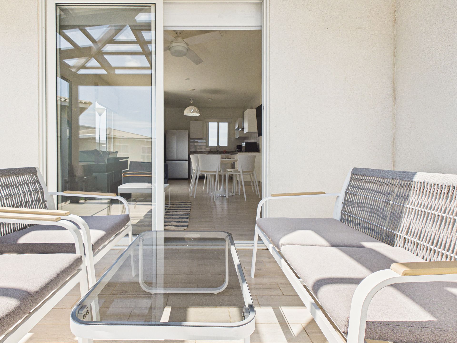 Comedor en apartamento de Caracol Villas, Playa Caracol