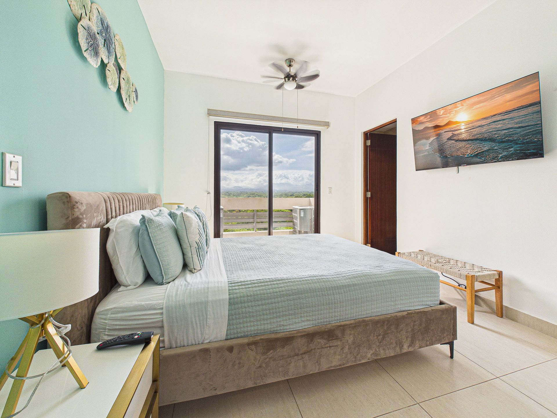 Fotografía profesional para apartamento en playa Panamá