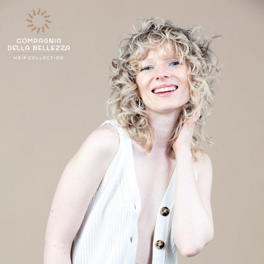 capelli donna mossi