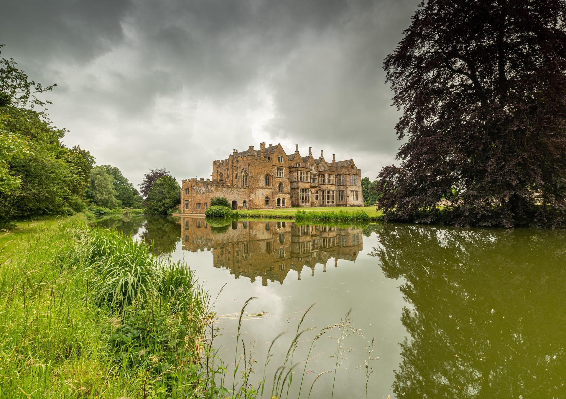 Broughton Castle